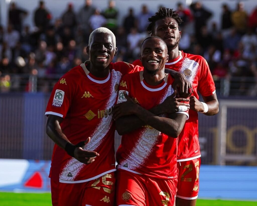 الوداد يواصل التألق ويحقق فوزًا ثمينًا أمام أولمبيك آسفي