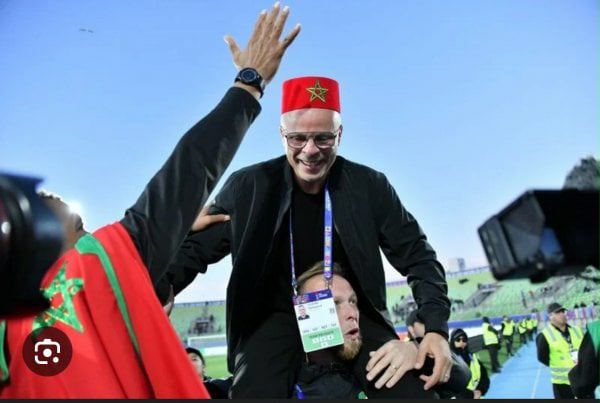 محمد وهبي: الركراكي لم يطلب مني الانضمام إلى طاقمه