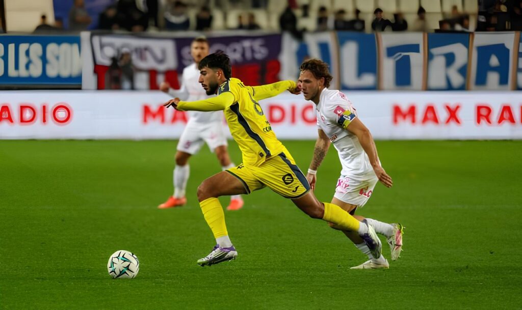 نجم باو الفرنسي مطلوب بقوة في الوداد