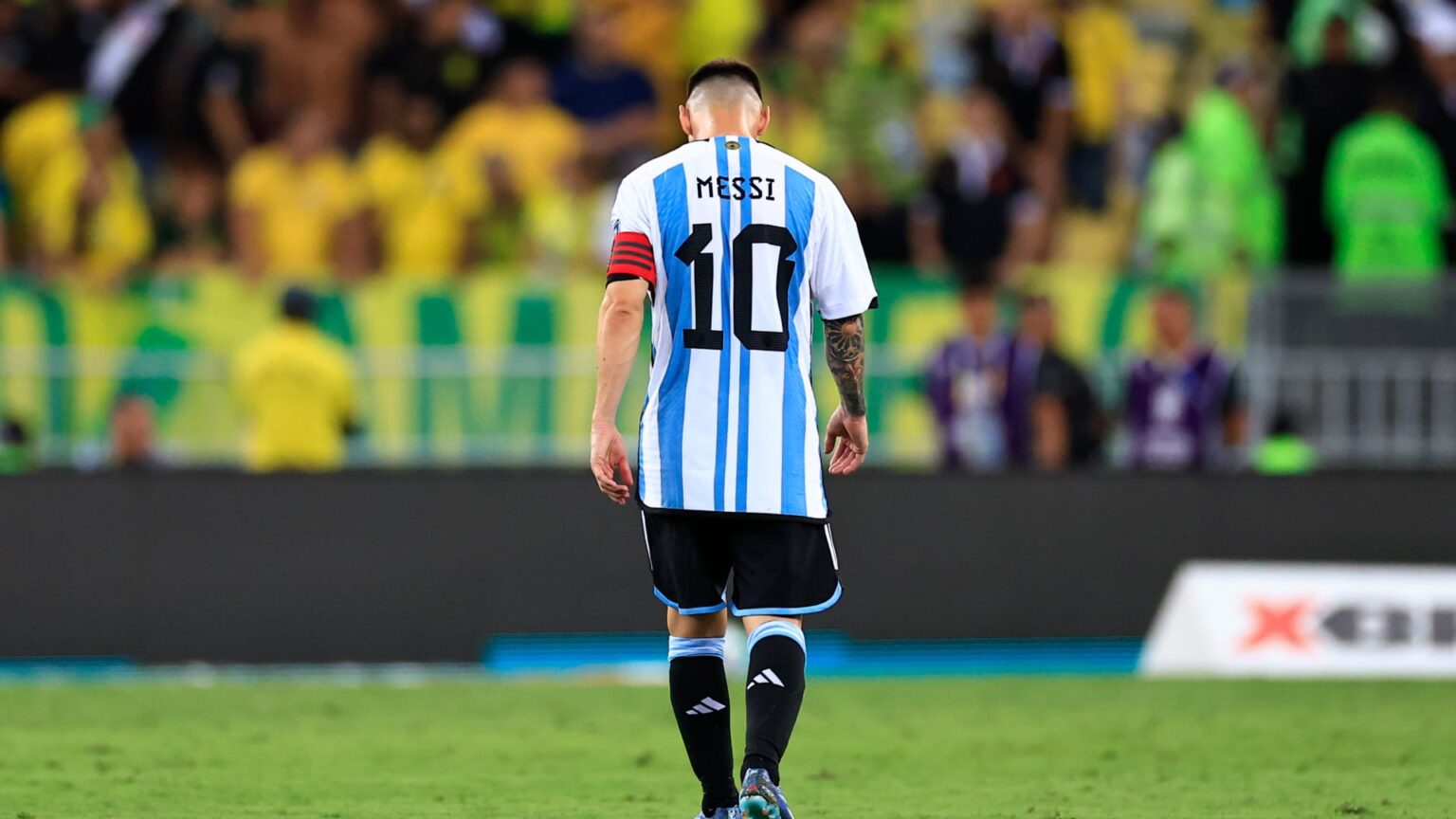 ميسي يُربك مدرب منتخب الأرجنتين قبل كأس العالم