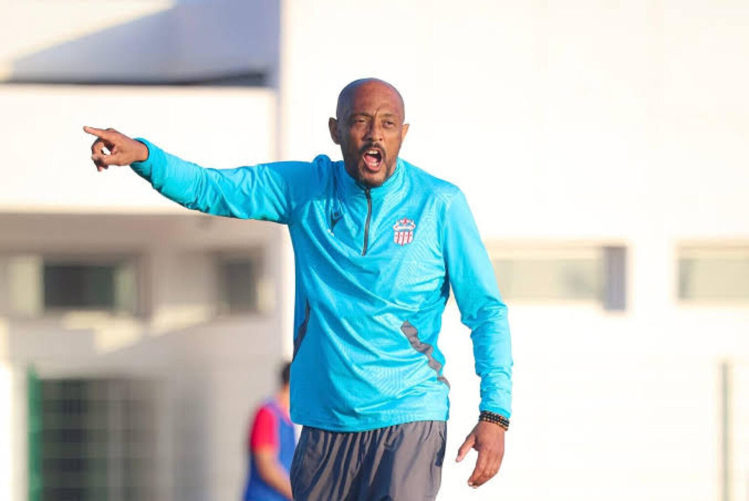 منتخب بوركينا فاسو “يخطف” أمير عبدو