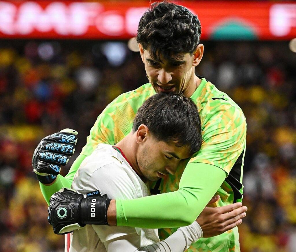 ياسين يفتح أبواب “الأسود” لزميل دياز في الريال