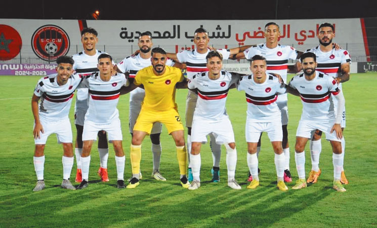 شباب المحمدية يغرق في الديون والمنع!