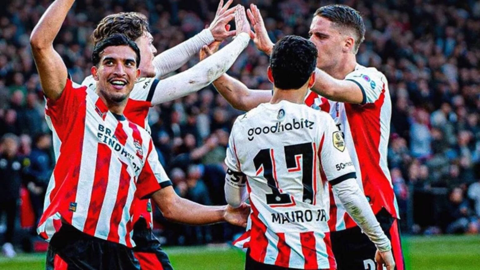 رسمياً.. الثلاثي المغربي يتوج بلقب الدوري الهولندي الممتاز